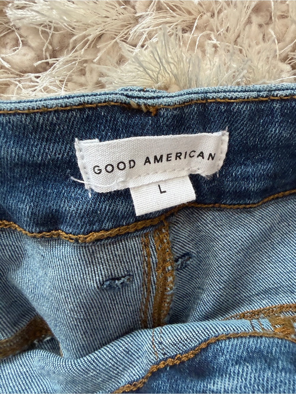 Good American Power Stretch Pull-on Flare Pants - Picture 7 of 8